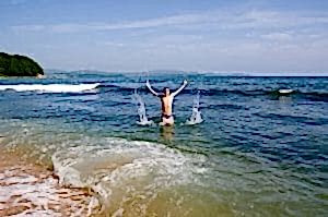 Açık Su Yüzmesi: Doğal Ortamlarda Yüzmenin Avantajları